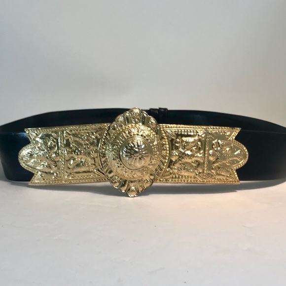 JUDITH LIEBER GOLD MEDALLION BLACK LEATHER BELT - Picture 4 of 8